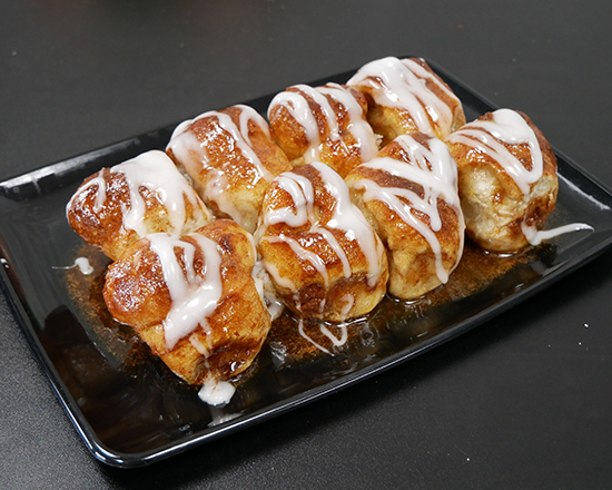 CINNAMON ROLLS (100 Points) image